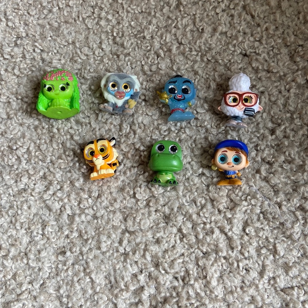 Disney Doorables Captain Hooks Pirate Ship